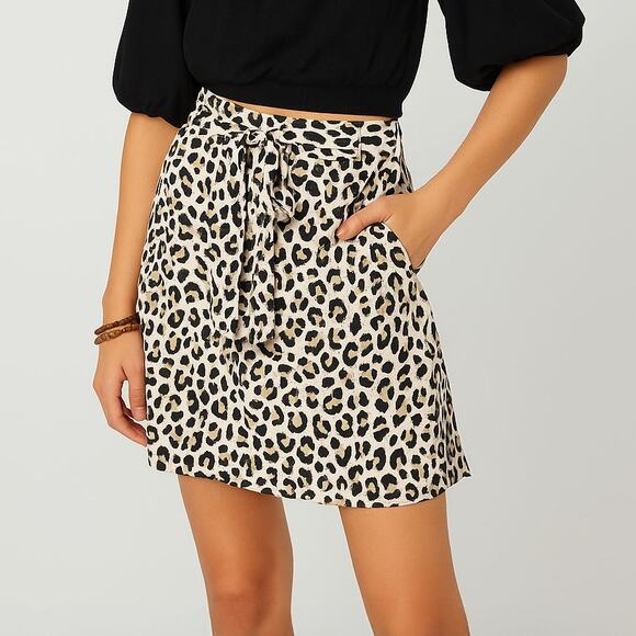 MINKPINK Dresses & Skirts - MinkPink Animal Print Full Mini Skirt Sz XS